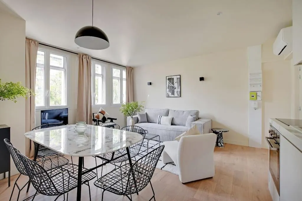 La Maison Bizot 43 T3 By Ecoflats Paris Daire